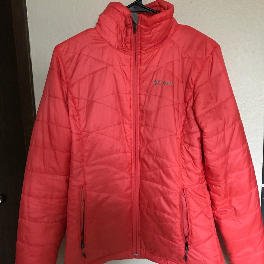Women’s pink columbia Omni-heat down jacket